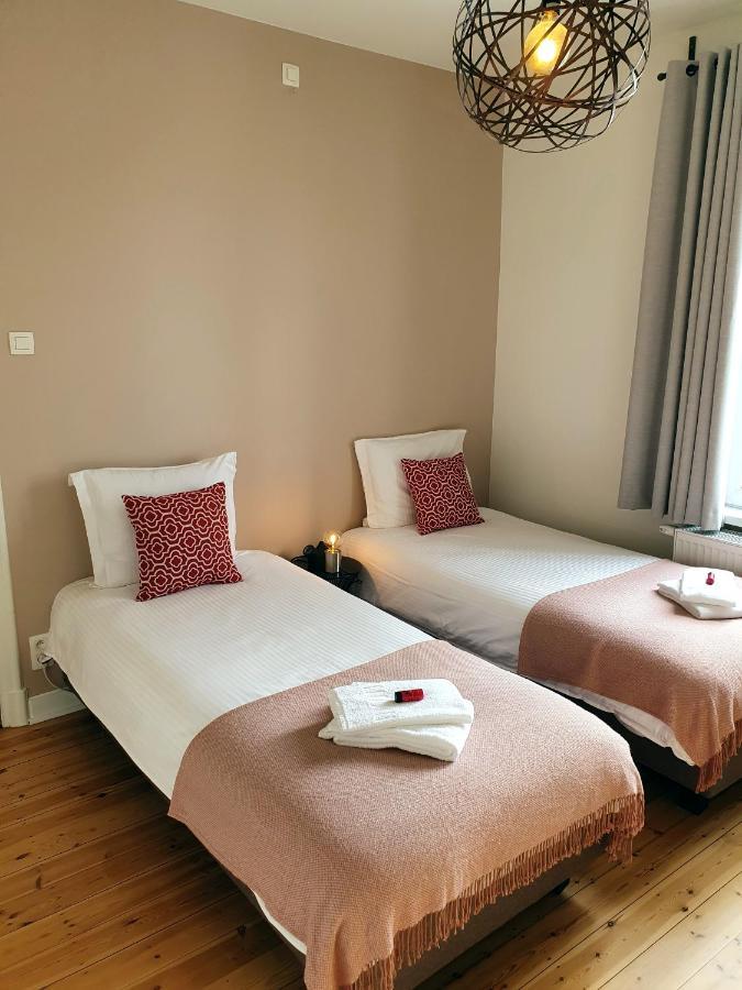 Trendy, Authentieke Woning Met Groot Terras En Tuin Villa Brugge Eksteriør billede